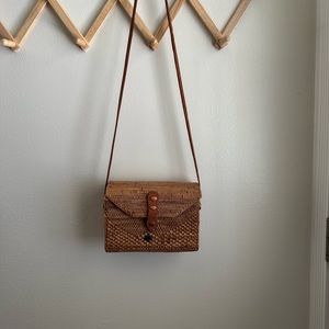Woven rattan basket crossbody purse